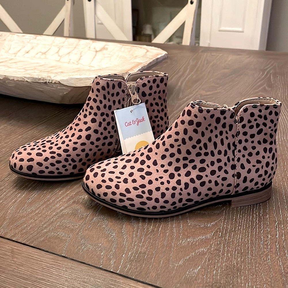 Girls ankle boots